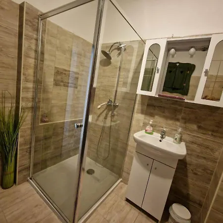 شقة Duna-lak Vendeghaz *