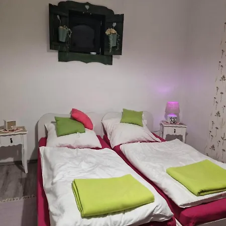 Apartment Duna-lak Vendeghaz