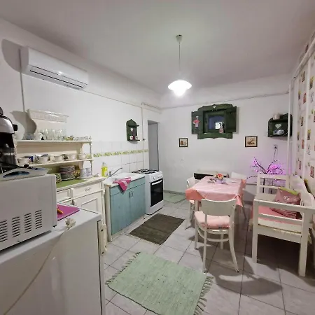 شقة Duna-lak Vendeghaz *