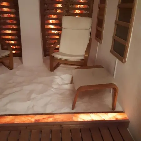 Duna-lak Vendeghaz * Apostag