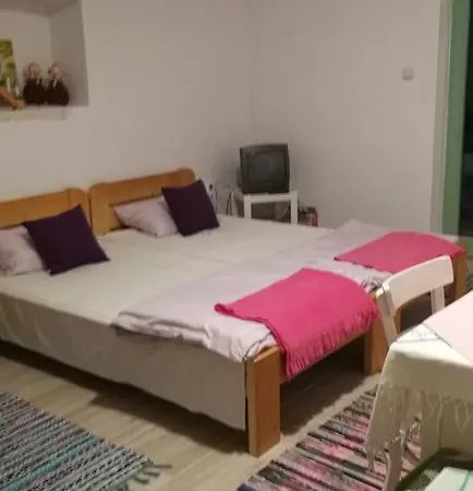 Duna-lak Vendeghaz Apostag